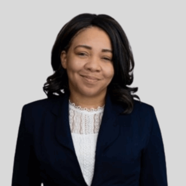 Chante Denise: Finance & Insurance Professional